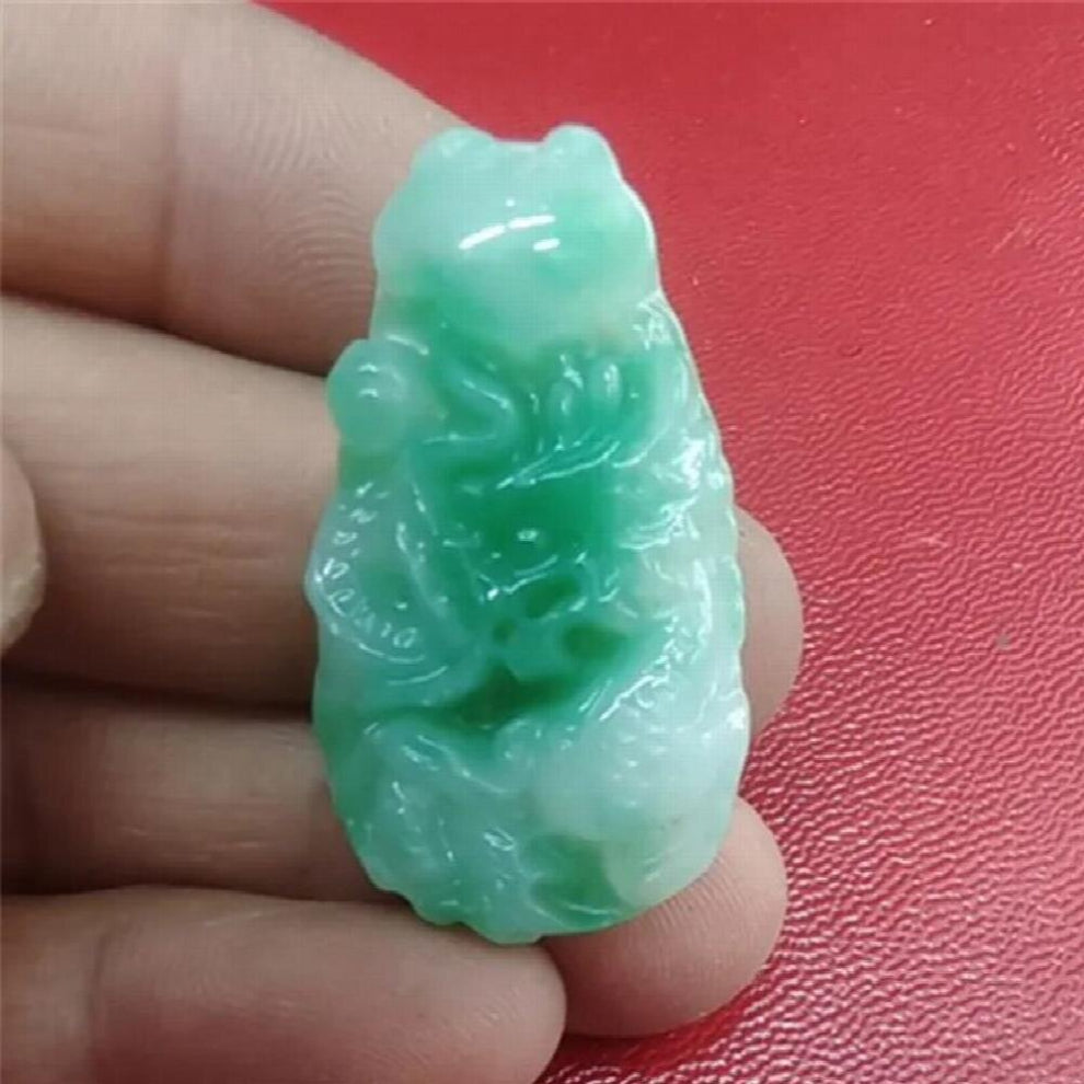 1PC Women Pendants Dragon Or Phoenix Carving Items For Jewelry Wearring Good For Your Shippings