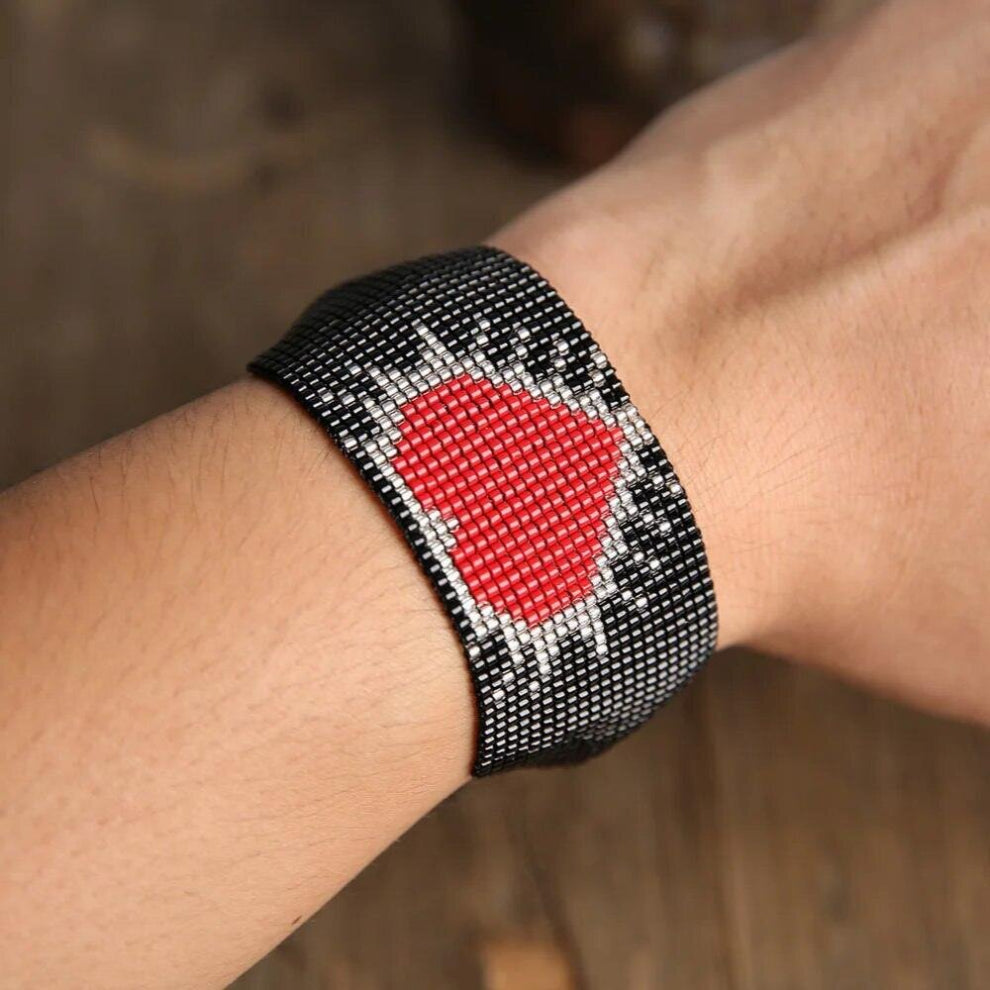 Rice bead bracelet Heart-shaped pattern Retro Minimalist Hand Knitting Personalized Bohemian Adjustable Beaded bracelet