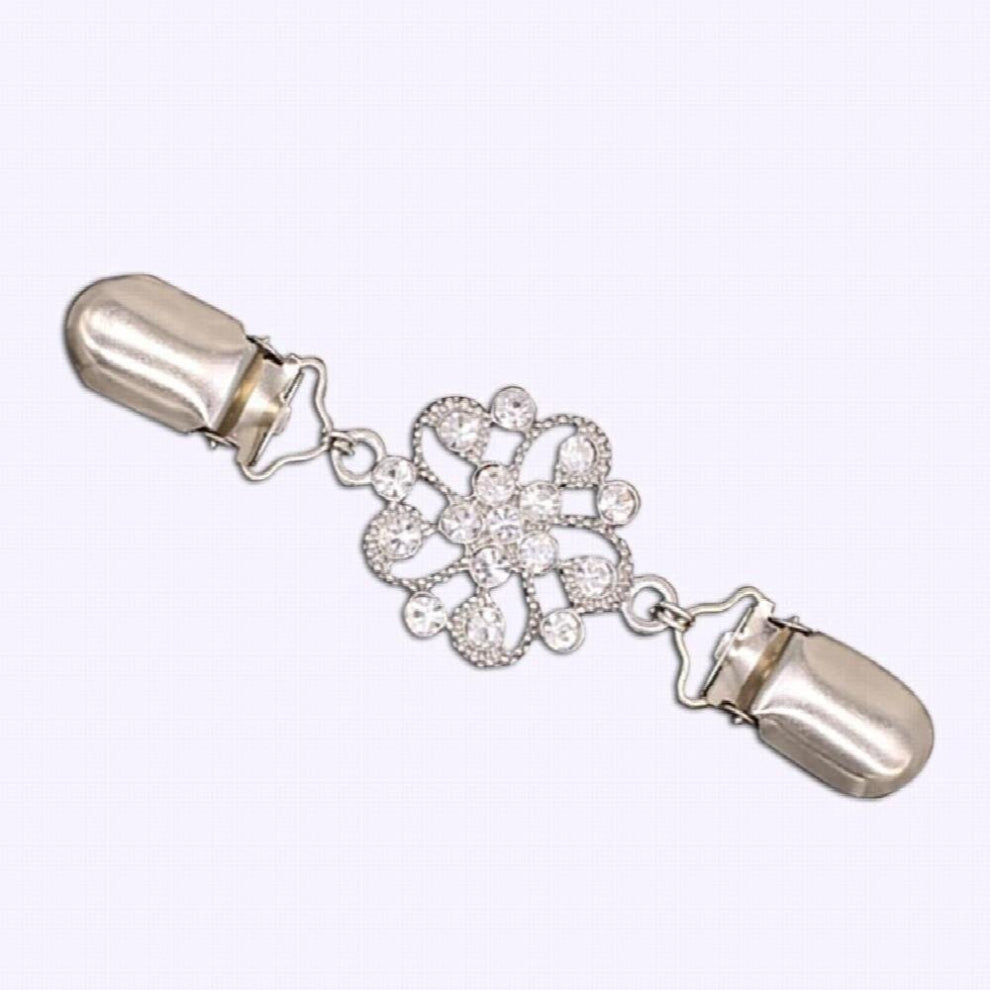 Retro Metal Cardigan Clip Sweater Clip Women Shawl Clip Vest Top Girls Sweater Scarf Holder Ring Brooches For Women Jewelry