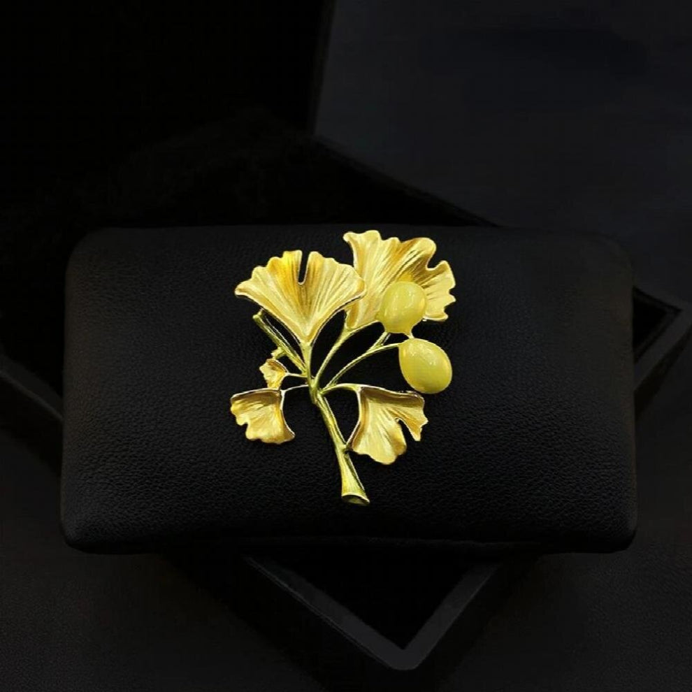 High-Grade Ginkgo Leaf Brooch for Women Ornament Plant Flower Pin Suit Corsage All-Match Cardigan Pin Decoration Jewelry