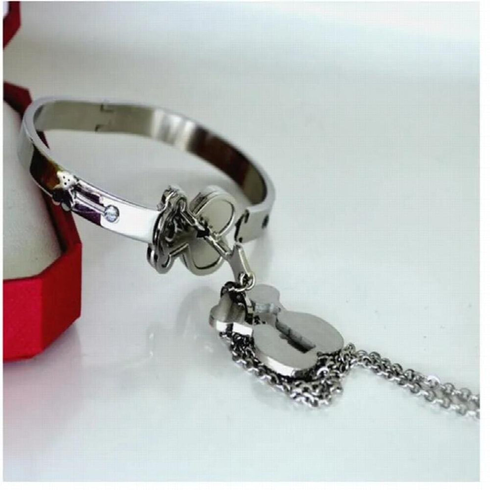 Womne Key Heart Necklace-Bracelet Stainless Steel Jewelry Sets