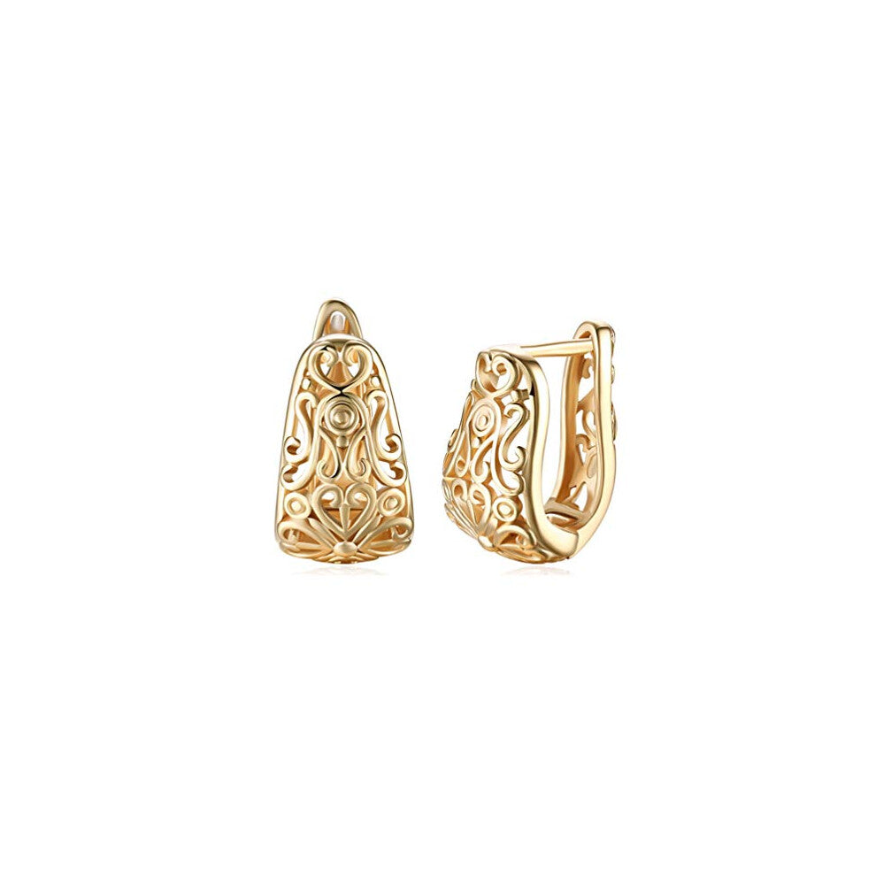 Dainty 14K Gold Filigree Wide Stud Small Hoop Earrings for Women Girls Oval Hollowed-out Fashion Love Heart Huggie Hoops Hypoallergenic for Girlfriend