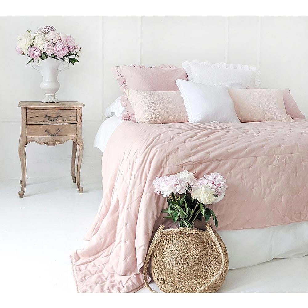 Peachskin Quilted Bedspread in Petal Pink Matron Inn