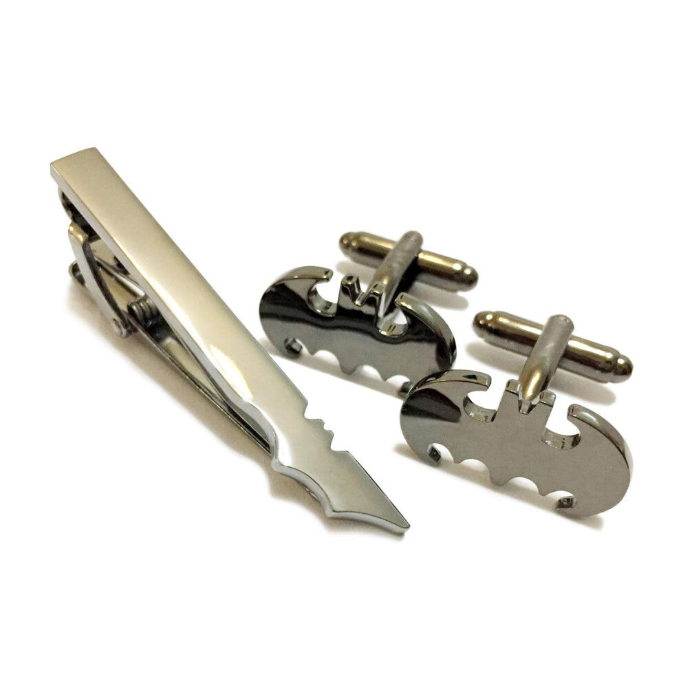 BadmenHome Super Hero Collection black Bat Mens Classic Formal Occasions Cufflinks and Tie Clip Bar Set (black set)