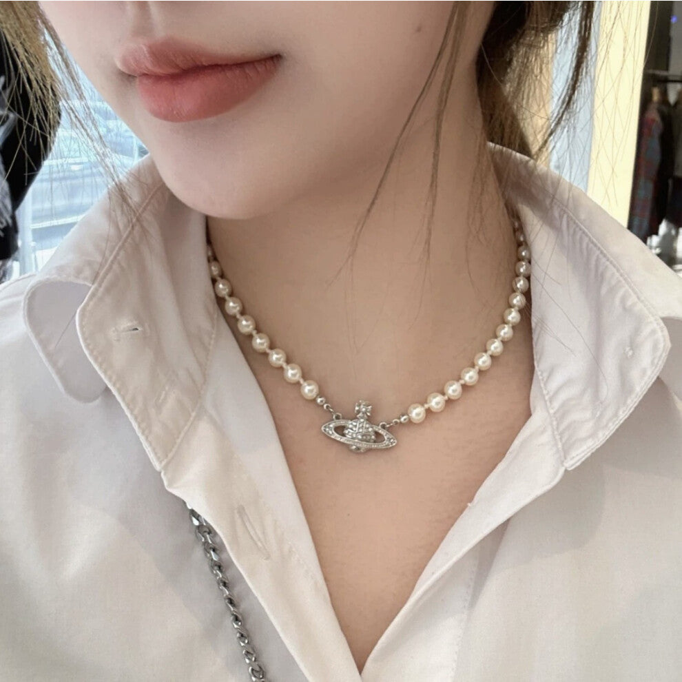 (Saturn Pearl necklace - Silver) Saturn pearl necklace Women's pin paper clip Vivian the same pendant stereo planet