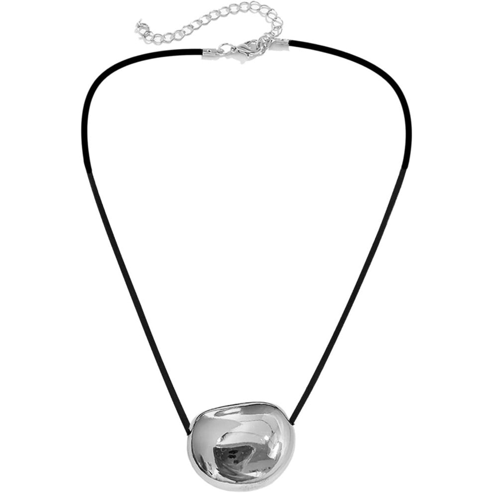 Stylish Metal Oval Shaped Neckchain Geometric Pendant Necklace Adjustable PU Leather Cord Clavicle Chain Elegant Jewelry