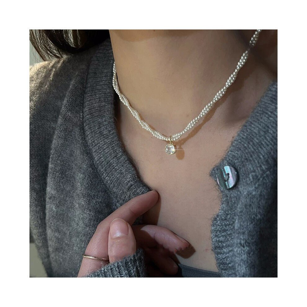 (MY30813) Light luxury design, high-end and fashionable style, collarbone chain, neck chain, sweater chain, bead chain