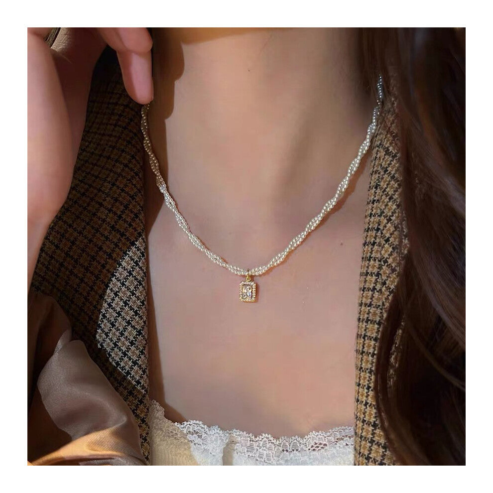(MY30927) Light luxury design, high-end and fashionable style, collarbone chain, neck chain, sweater chain, bead chain