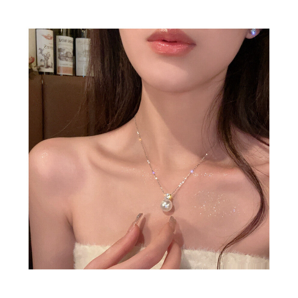 (X1325 silver) Versatile, elegant and high-end bow tie titanium steel collarbone chain and neck chain accessory