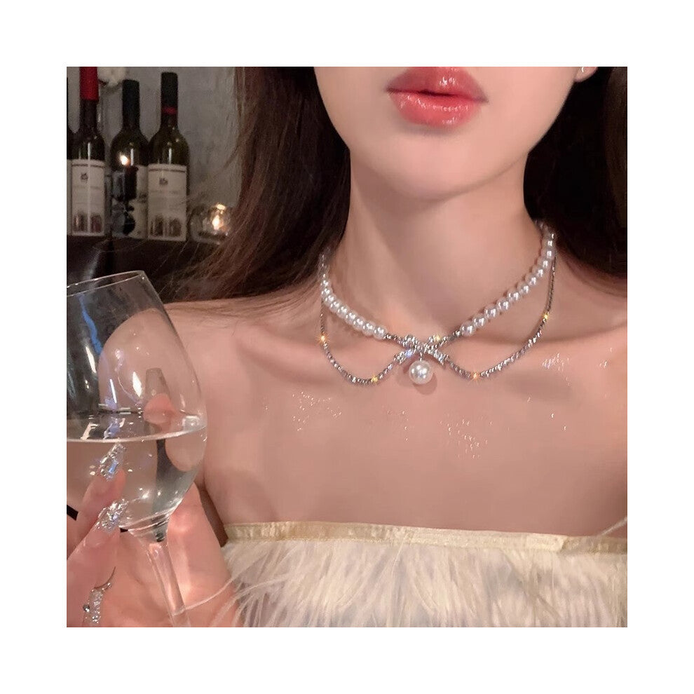 (X1642 silver) Versatile, elegant and high-end bow tie titanium steel collarbone chain and neck chain accessory