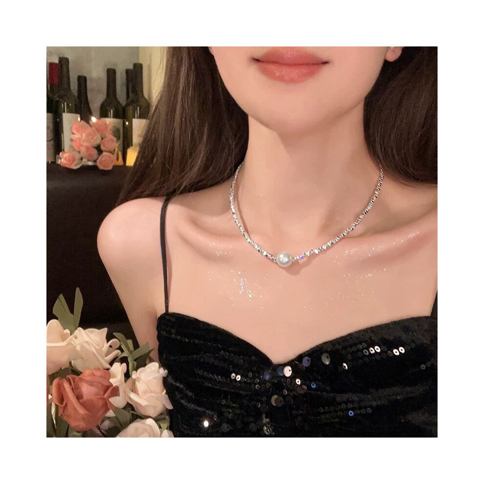 (X939 silver) Versatile, elegant and high-end bow tie titanium steel collarbone chain and neck chain accessory