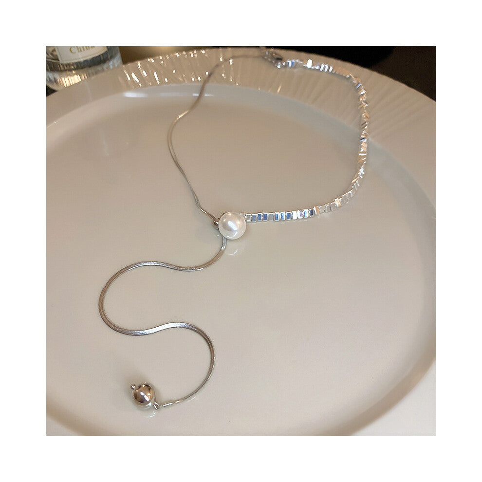 (Baroque pearl triangular broken silver tassel necklace) Irregular pearl necklace, light luxury and high-end, niche fashion neckband, collarbone chain