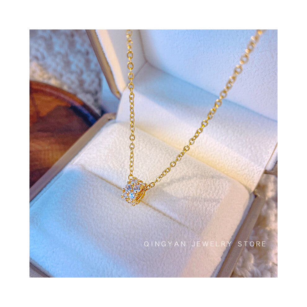 (X201 Gold - Little Waist) A light luxury design silver titanium steel necklace, versatile collarbone chain and high-end neck chain