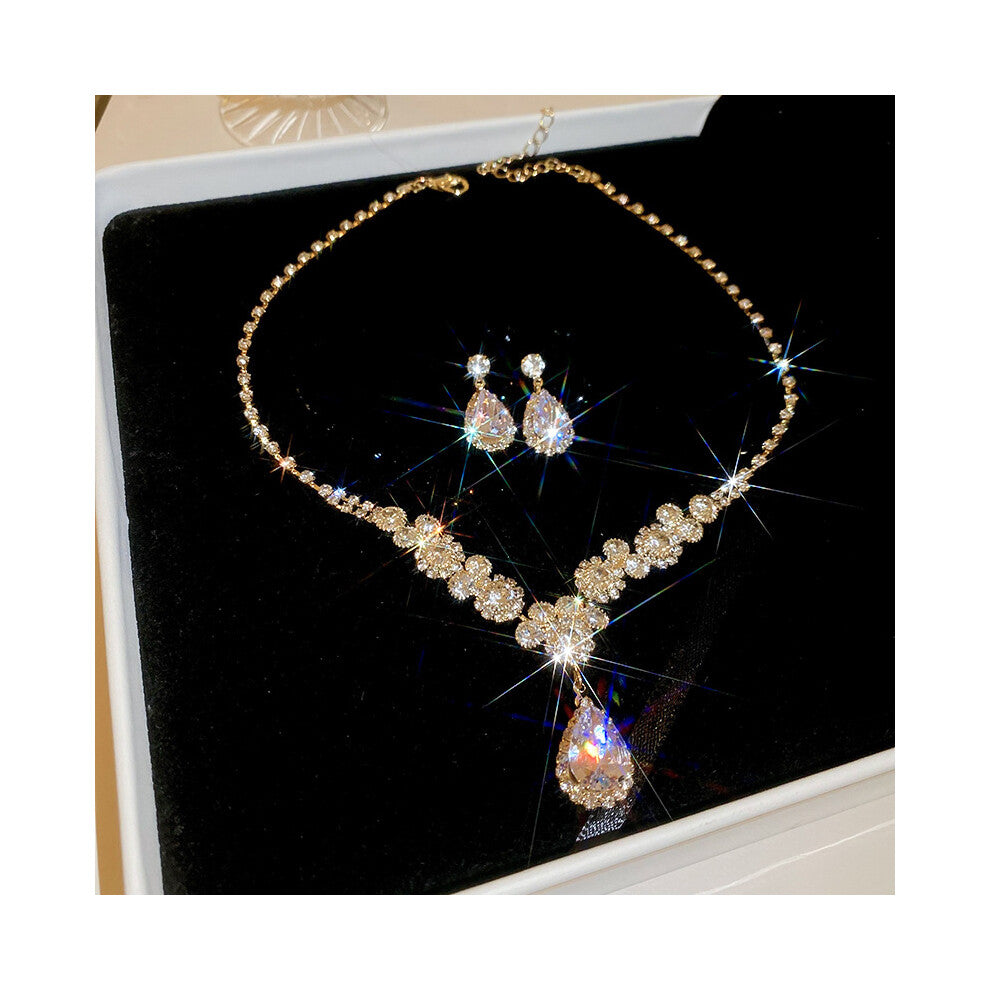 (Gold) Water Droplet Studded Diamond Earrings Necklace Light Luxury Fashion Pendant Collarbone Chain Women High-end Accessory