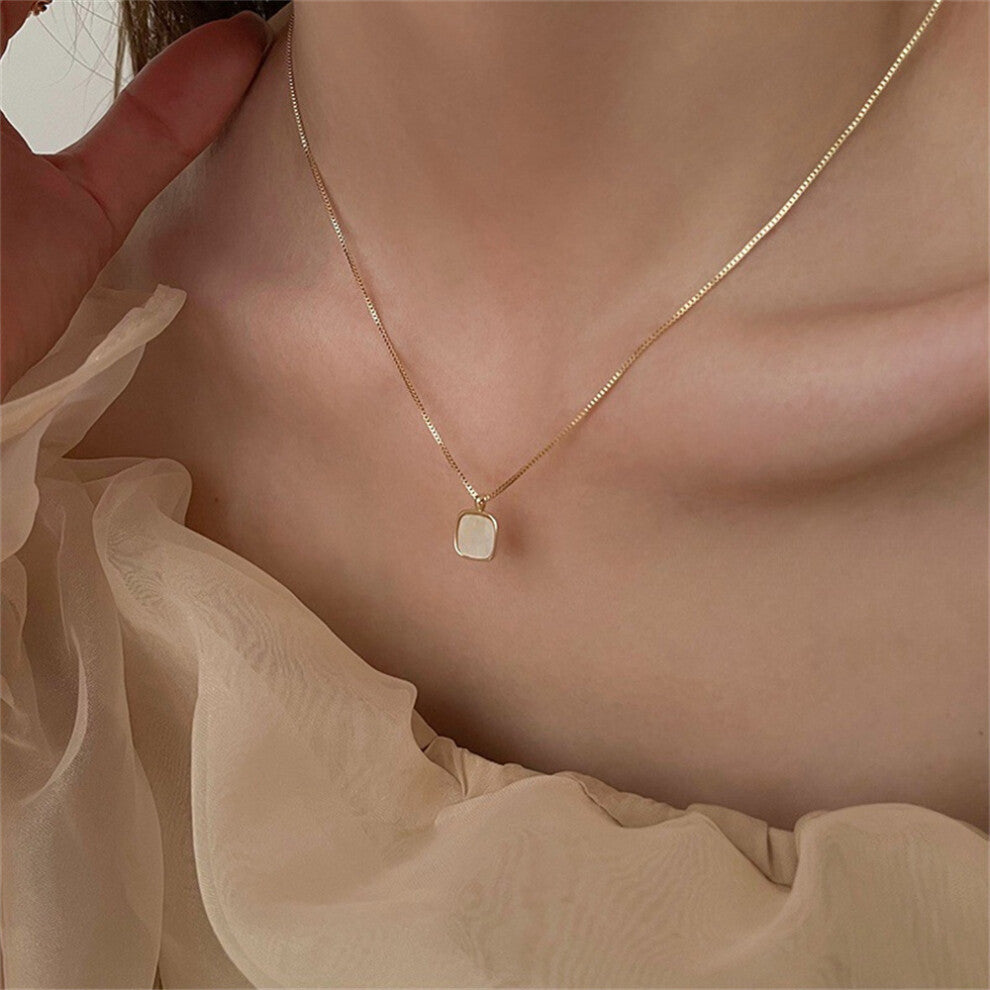 (XL0287) Pearl necklace for women's spring and summer S925 sterling silver high-end collarbone chain, versatile pendant