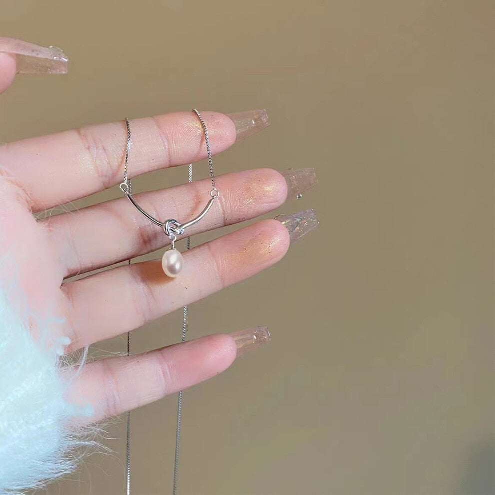 (XL0463) Pearl necklace for women's spring and summer S925 sterling silver high-end collarbone chain, versatile pendant