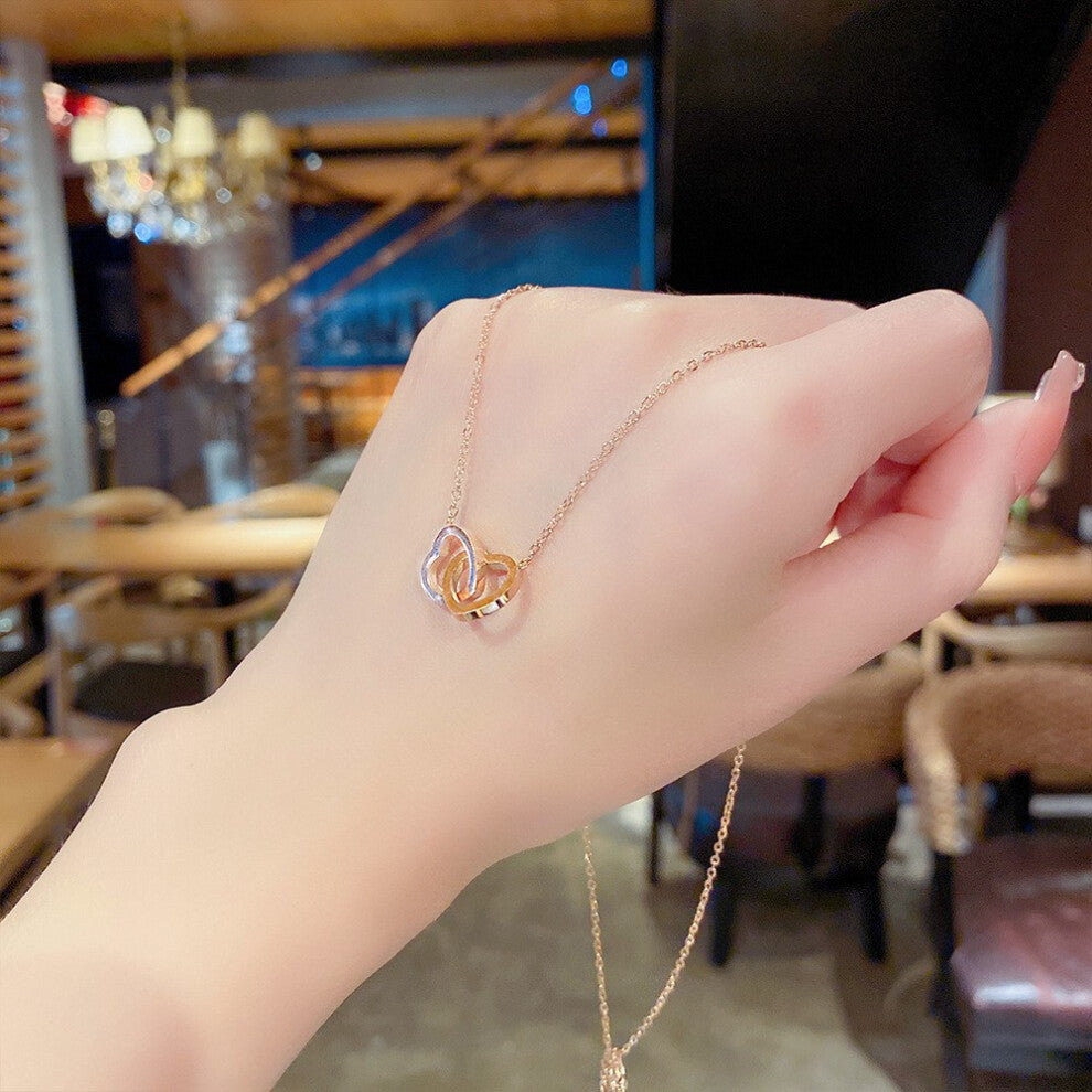 (X145) A versatile and high-end pendant with a niche design and a simple collarbone chain