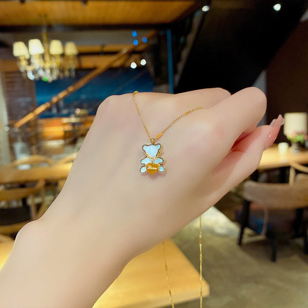 (X155) A versatile and high-end pendant with a niche design and a simple collarbone chain