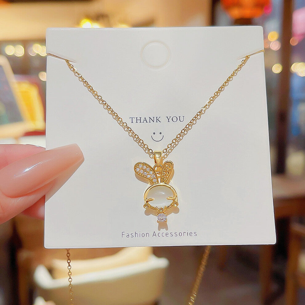 (X176) A versatile and high-end pendant with a niche design and a simple collarbone chain