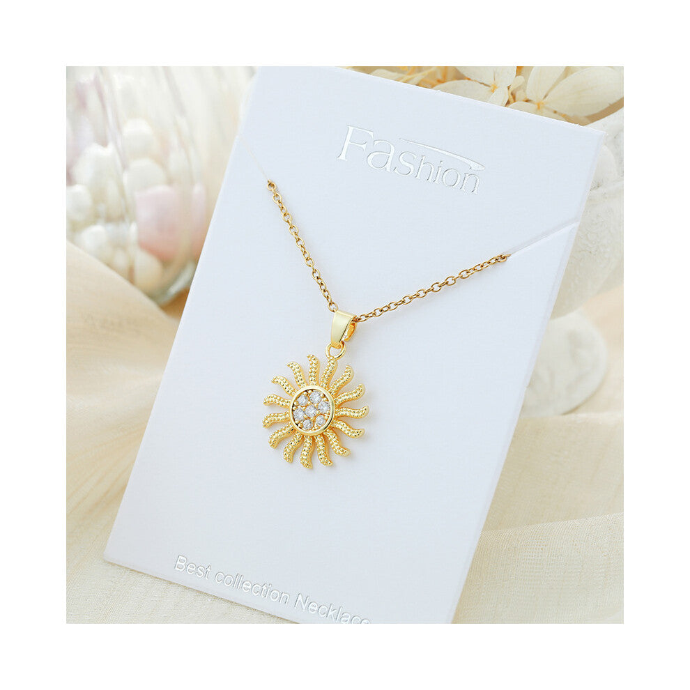 (?X3006JB?) A light luxury titanium steel necklace that is versatile for women and exudes a sense of luxury. A pendant with a simple collarbone chain