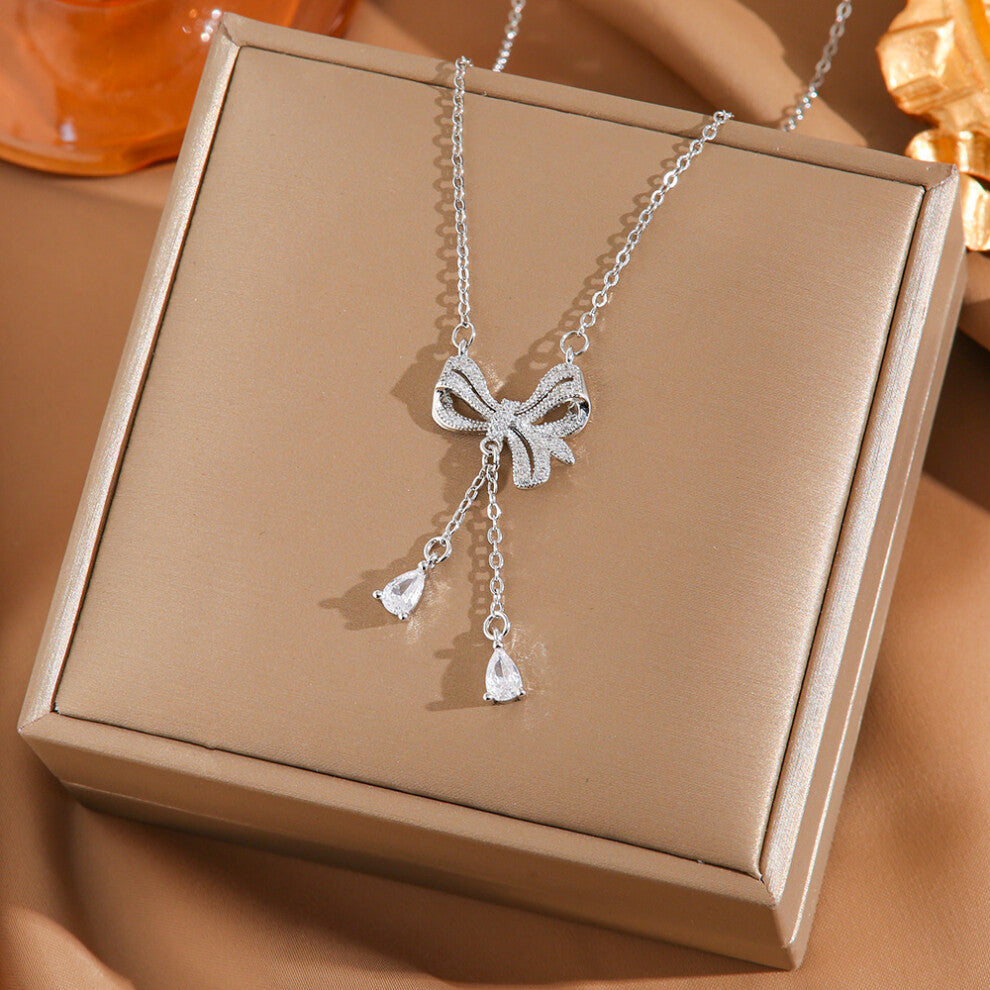 (8245-Silver tassel butterfly) Silver titanium steel necklace for women, ins style, niche and versatile, popular collarbone chain