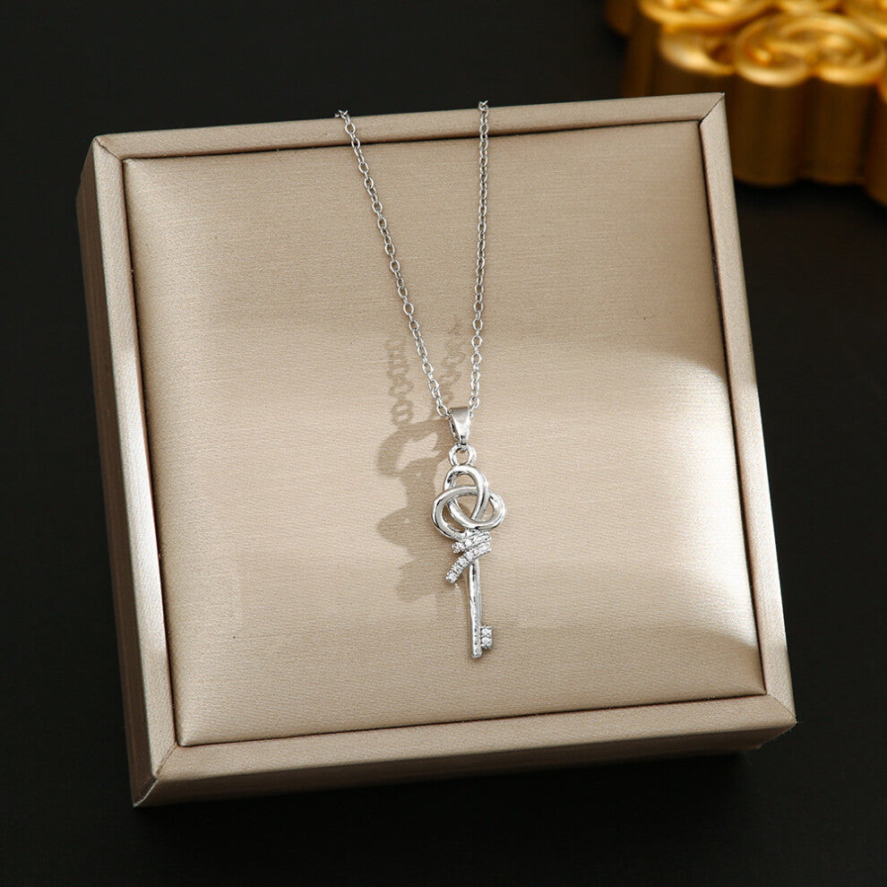 (8368-Silver key) Silver titanium steel necklace for women, ins style, niche and versatile, popular collarbone chain