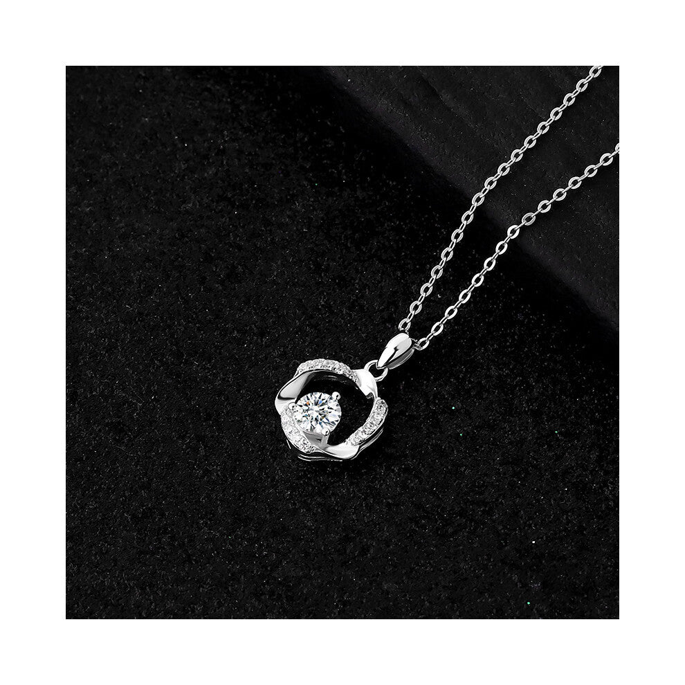 (50 points of moissanite, 925 silver) S925 sterling silver Mobius necklace, a new, light luxury, niche and high-end collarbone chain for women. A gift