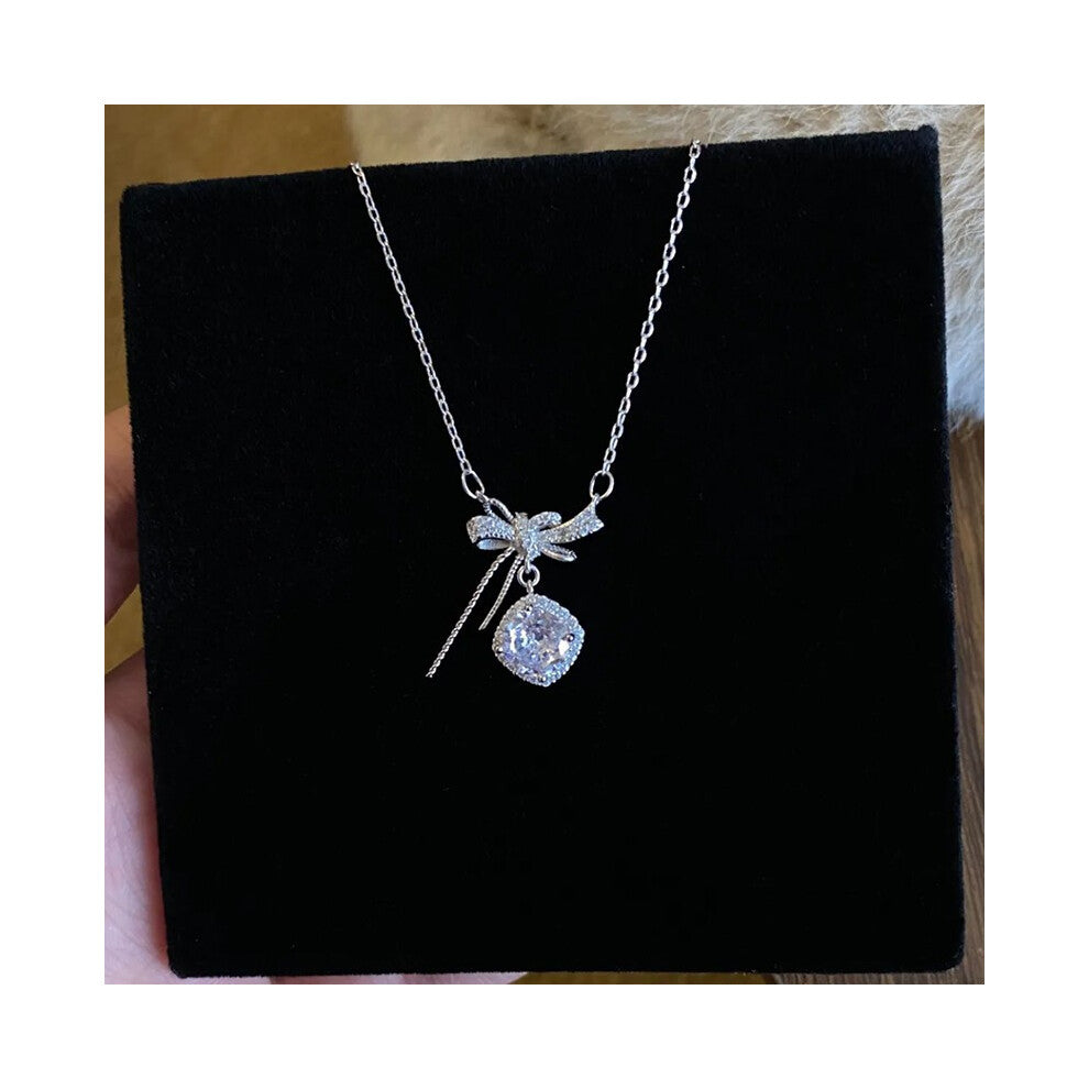 (XL847-White diamond) White diamond bow necklace, pink diamond pendant, titanium steel collarbone chain