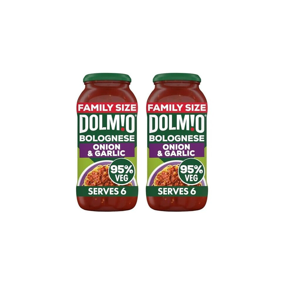 Dolmio Bolognese Onion and Garlic Pasta Sauce Family Size Jar 675g (Pack of 2)