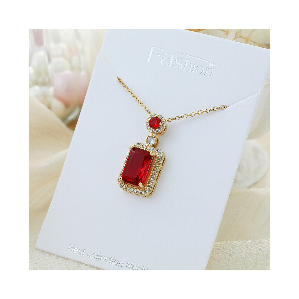 (?X282JH?) This titanium steel necklace is a versatile and high-end pendant with a simple design and a collarbone chain