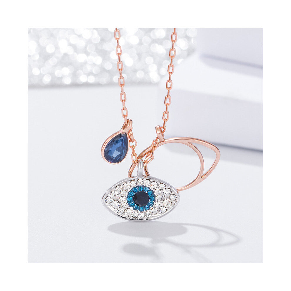 (Devil's Eye Necklace) The Devil's Eye necklace features a unique element crystal devil collarbone chain from the Shi family