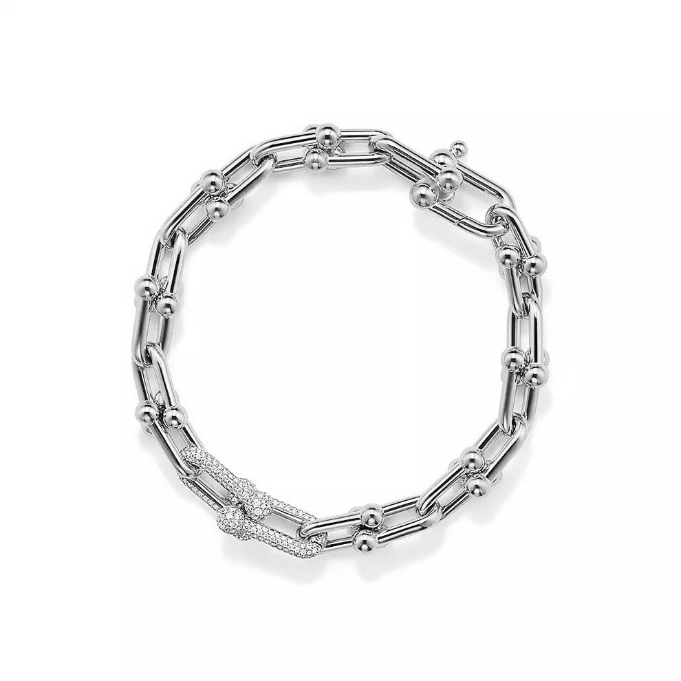 (White and gold small horseshoe double diamond bracelet, 21cm) The classic T family horseshoe bracelet, with a fashionable design and diamond-encruste