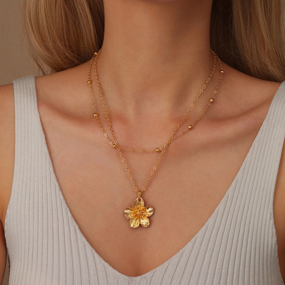 (L1512) Layered Necklace with 3D Petal Pendant and Collar Chain, Fashionable Women's Gift from Europe and America