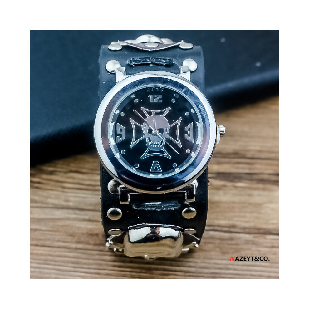 (black) Men's and women's skull leather strap quartz watches, retro trend non-mechanical electronic watches