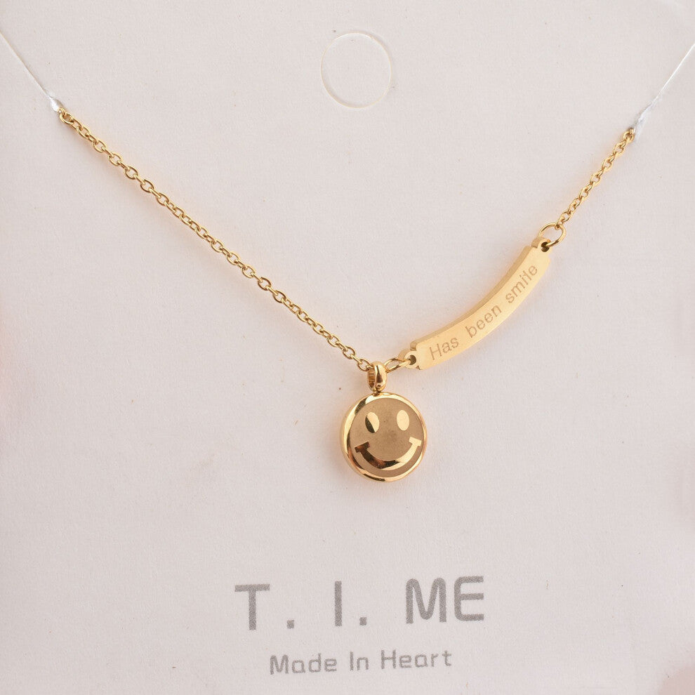 (Smiling Face in English gold) Little red flower necklace, 18K rose gold titanium steel necklace, simple collarbone chain for women, swan pendant
