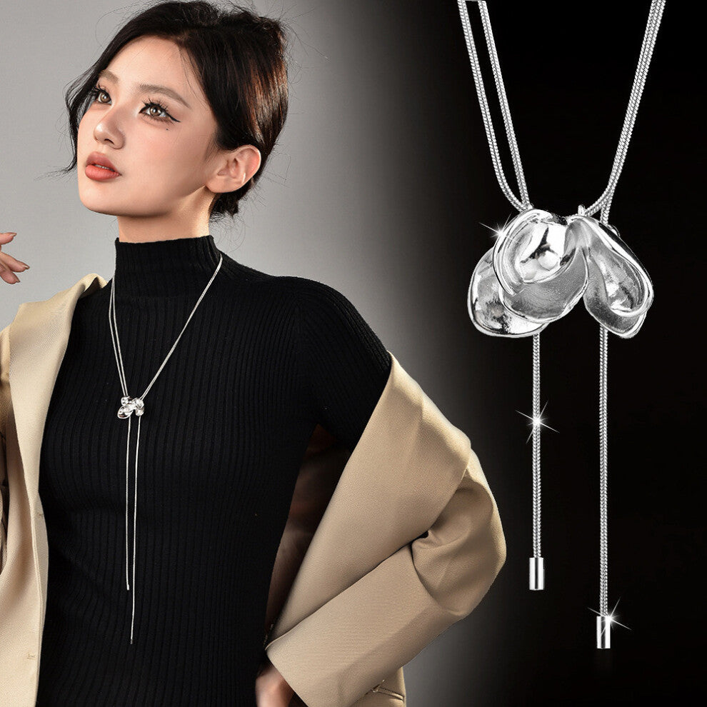 Fashion Long Forward Floral Necklace For Women With Elegant Snake And Chain Accents