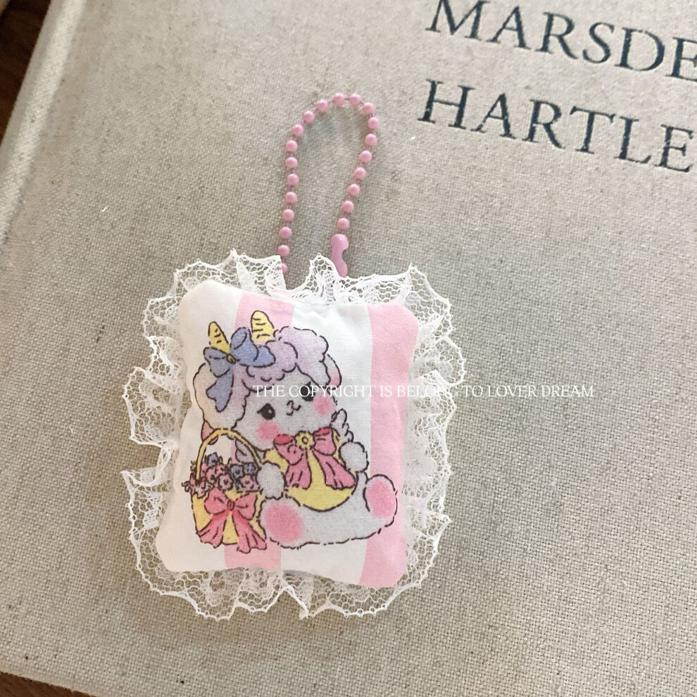 (Rose red striped rabbit flower pink bead necklace) New pink rabbit love lace bead necklace pendant sweet and cute bag pendant for women