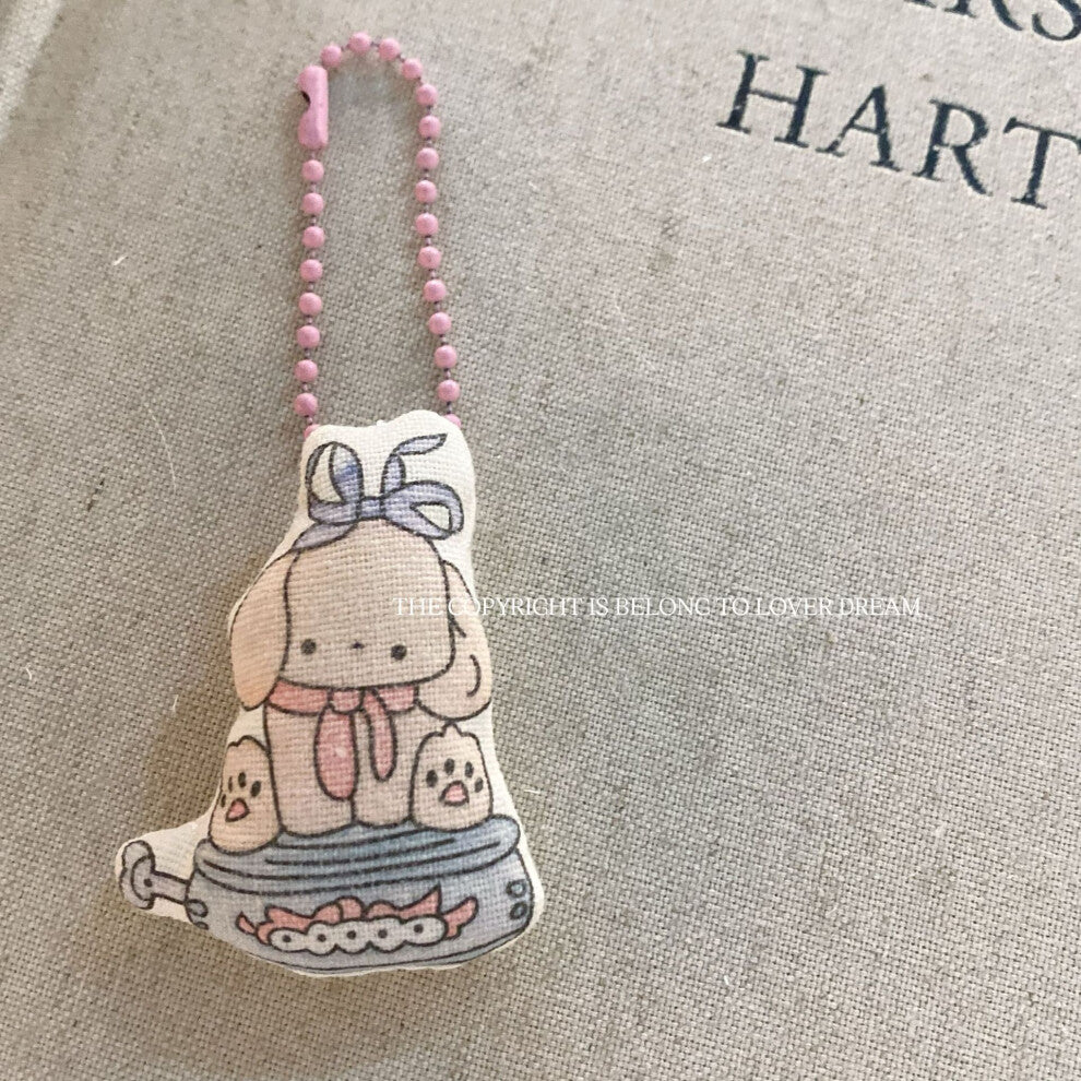 (Pink bead necklace with a bow and rabbit) New pink rabbit love lace bead necklace pendant sweet and cute bag pendant for women