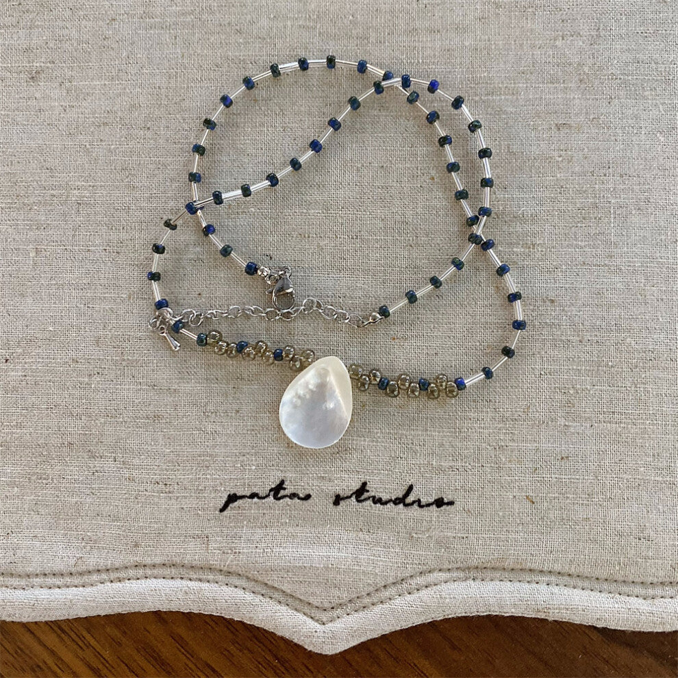 (Navy Blue Beaded Grey Geometric Natural Shell Necklace) New dopamine colored beaded necklace fashionable niche design clavicle chain versatile neckla