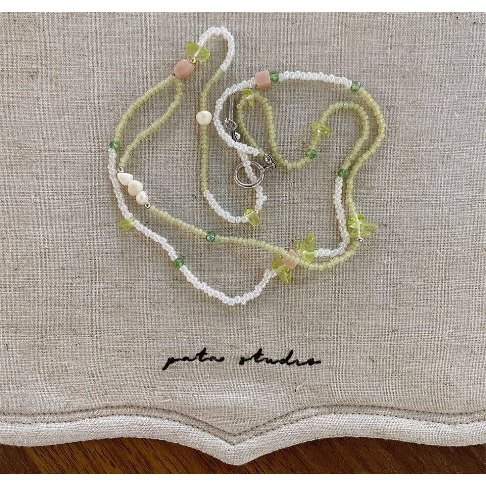 (Green Off-White Natural Pearl Double Necklace) New pearl green crystal beaded necklace fashionable niche design clavicle chain versatile necklace