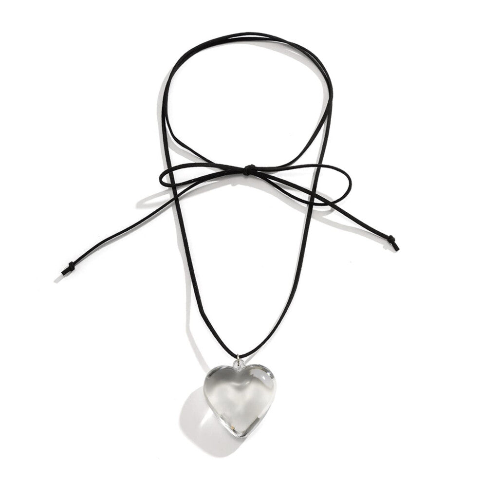 European And American Jewelry Simple Love Pendant Necklace With Adjustable Collarbone Chain Velvet Cord