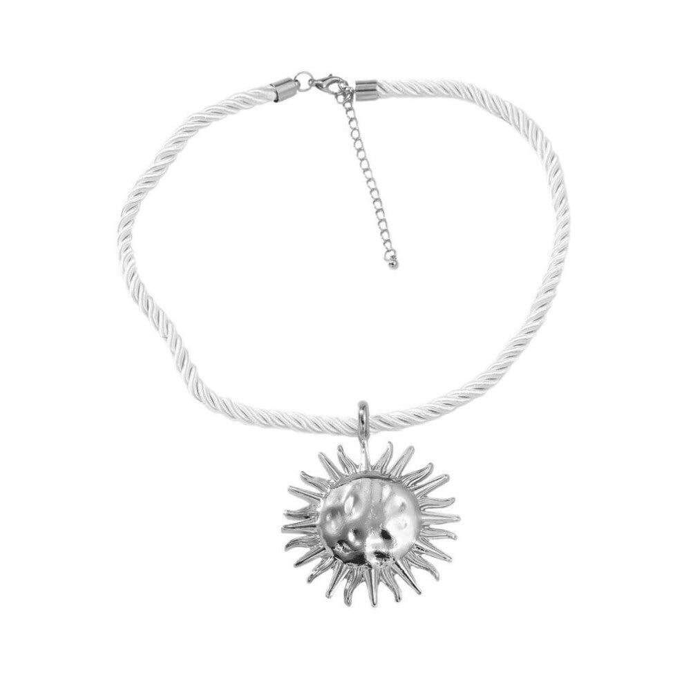 Statement Necklaces Sunflower Motif Pendant Bohemian Style Hip-Hop Jewelry Collarbone Chain Women White One Size