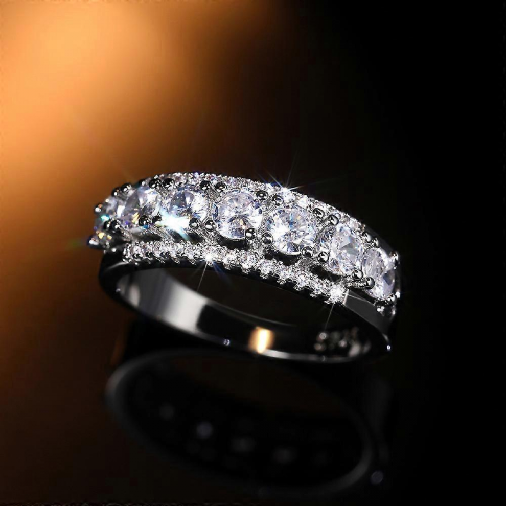 Fashion Exquisite Full Diamond Commemorate Ring Women Engagement Wedding ring,SIZE 7