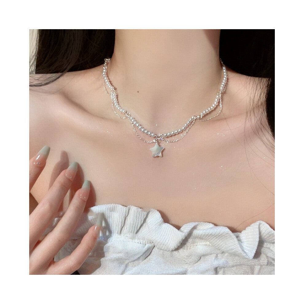 (MY36156) Ins-style pearl necklace, a versatile and niche design for women, exudes a sense of high-end luxury. Collarbone chain, heart-shaped pendant