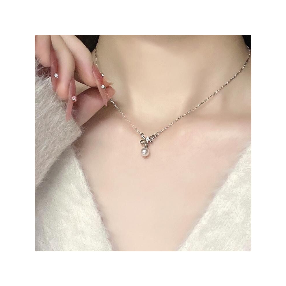 (TXL272) A fashionable and high-end necklace with an ins design for women, sweet and versatile collarbone chain