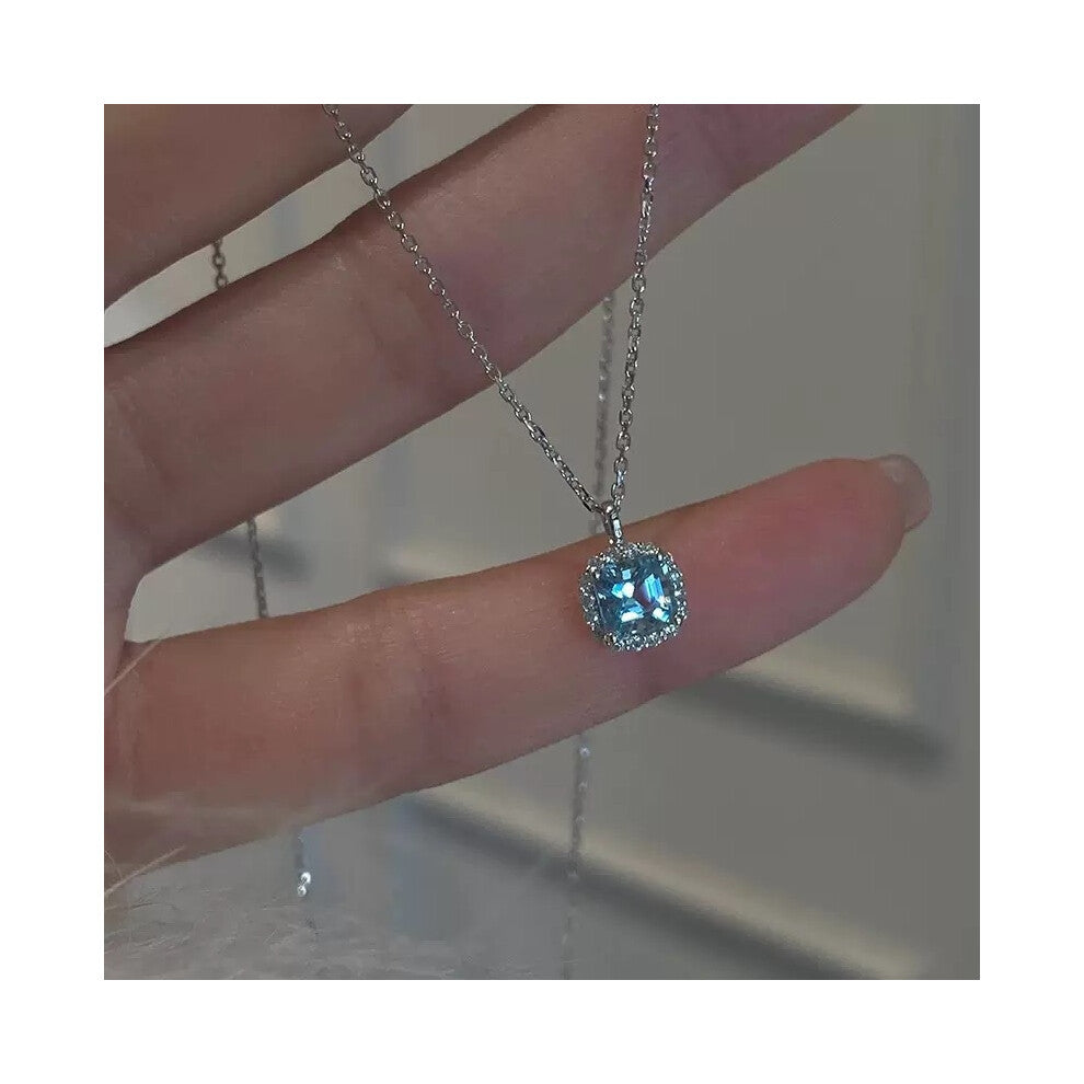 (TXL325) A fashionable and high-end necklace with an ins design for women, sweet and versatile collarbone chain