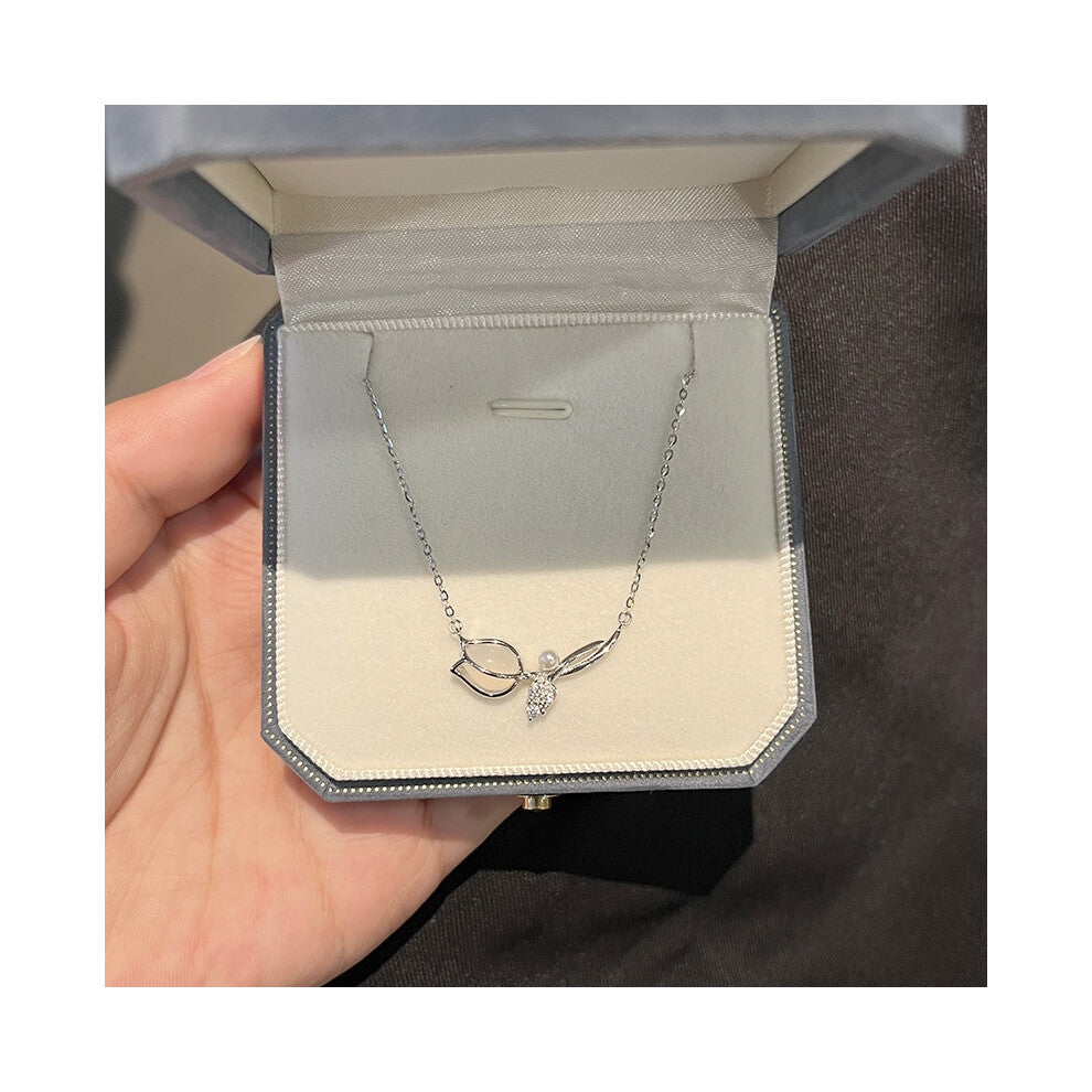 (TXL341) A fashionable and high-end necklace with an ins design for women, sweet and versatile collarbone chain