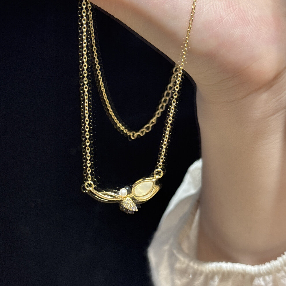 (TXL341) A fashionable and high-end necklace with an ins design for women, sweet and versatile collarbone chain