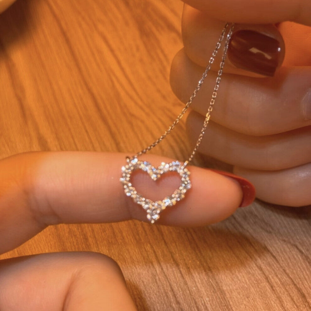 (TXL471) A fashionable and high-end necklace with an ins design for women, sweet and versatile collarbone chain