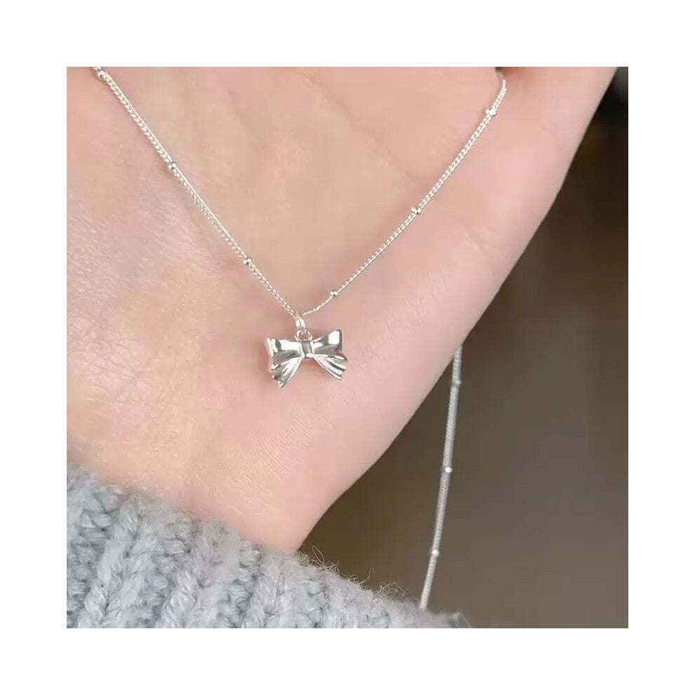 (TXLTXL392) A fashionable and high-end necklace with an ins design for women, sweet and versatile collarbone chain